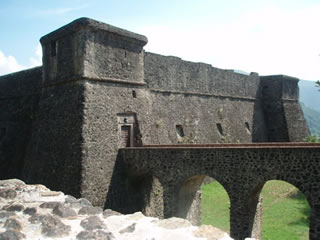 Aulla pevnost